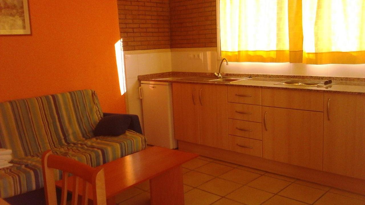 Apartamentos Famara Lloret de Mar Dış mekan fotoğraf