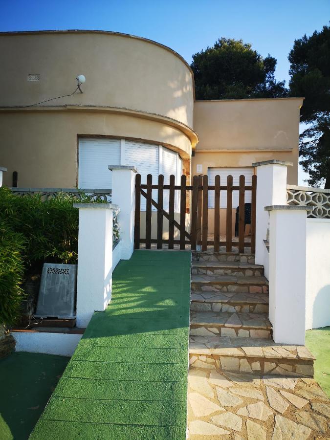 Apartamentos Famara Lloret de Mar Dış mekan fotoğraf