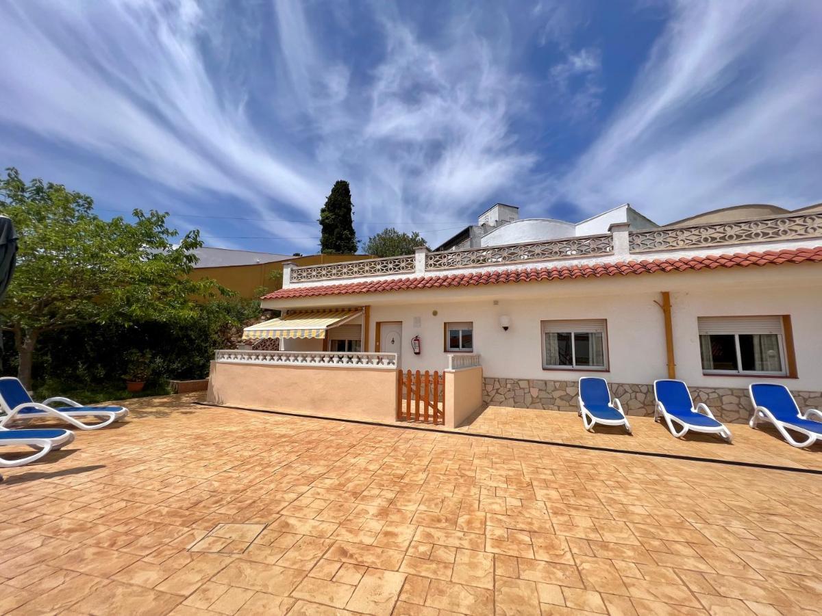 Apartamentos Famara Lloret de Mar Dış mekan fotoğraf