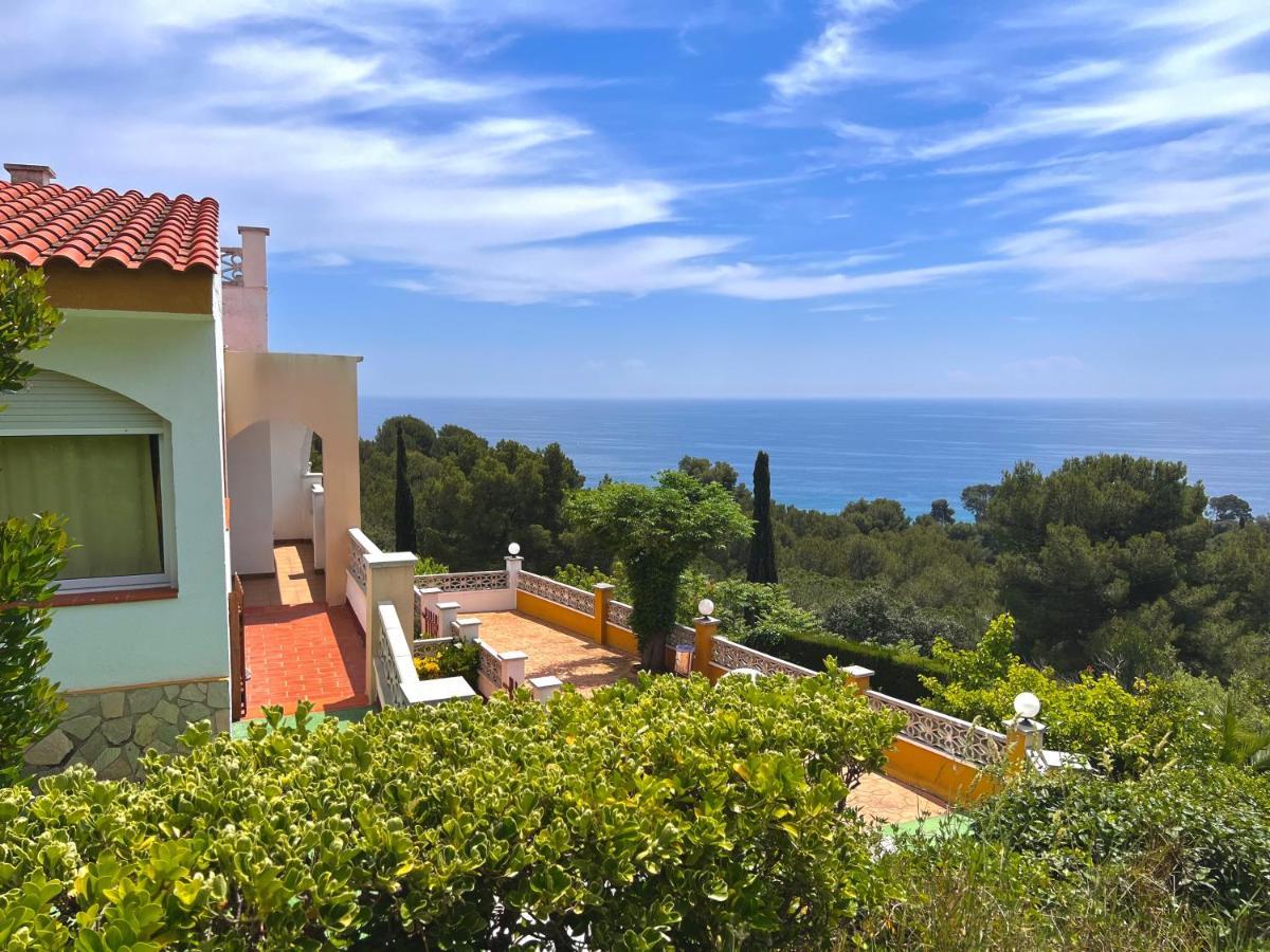 Apartamentos Famara Lloret de Mar Dış mekan fotoğraf