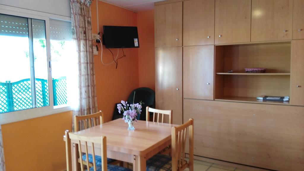 Apartamentos Famara Lloret de Mar Dış mekan fotoğraf