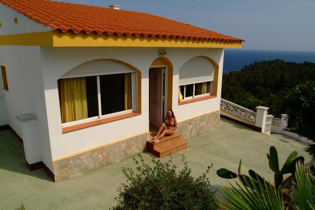 Apartamentos Famara Lloret de Mar Dış mekan fotoğraf