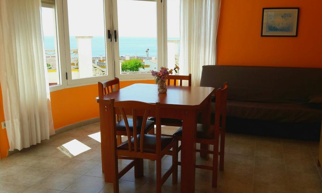 Apartamentos Famara Lloret de Mar Dış mekan fotoğraf